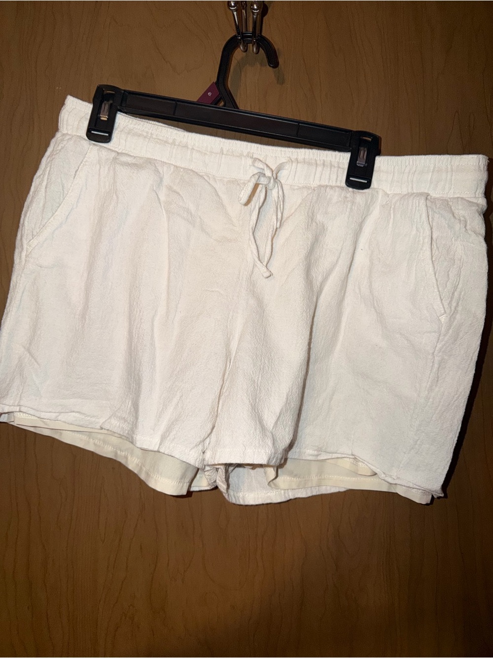 a.n.a Women’s White Terry Drawstring Shorts